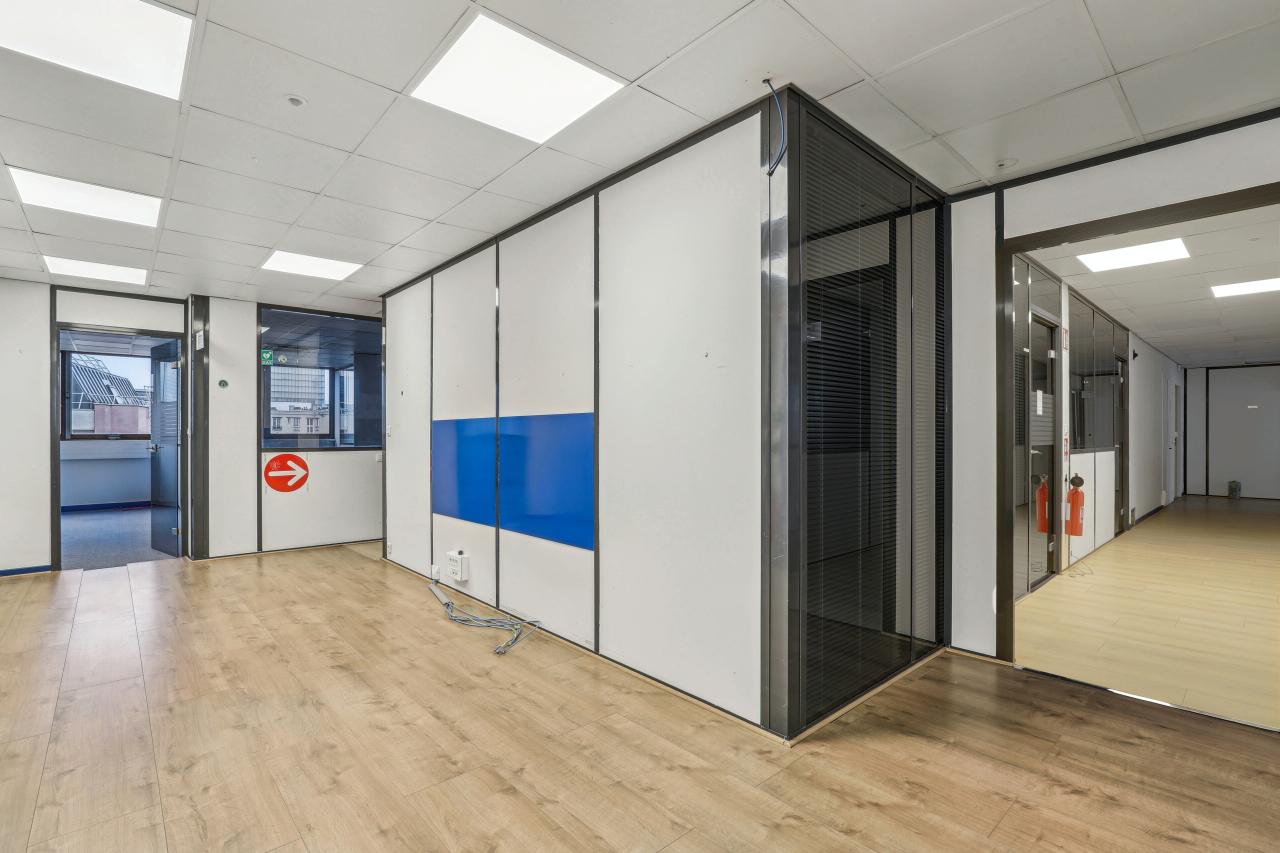 Bureau Paris 360m² Location bureau Paris OLBUR2428557 8